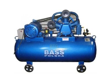 Oil Compressor 300L 12BAR 7,5KW 400V Oil Compressor 300L 12BAR 7,5KW 400V