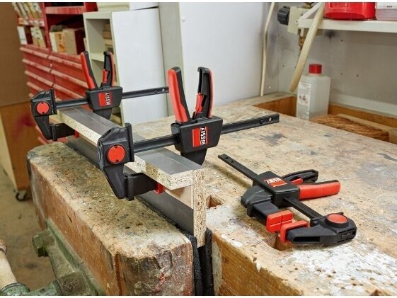 Bessey EZR Clamps x 2 pcs. for one-handed operation 9 Bessey EZR Clamps x 2 pcs. for one-handed operation 9