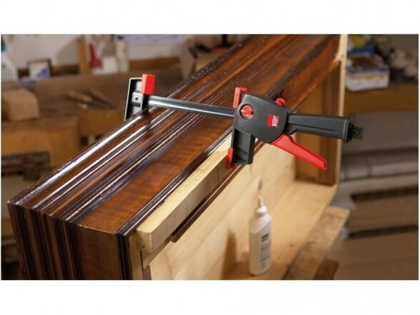 Струбцина Bessey DuoKlamp DUO65-8 для работы одной рукой, длина зажима 650 мм 5 Струбцина Bessey DuoKlamp DUO65-8 для работы одной рукой, длина зажима 650 мм 5