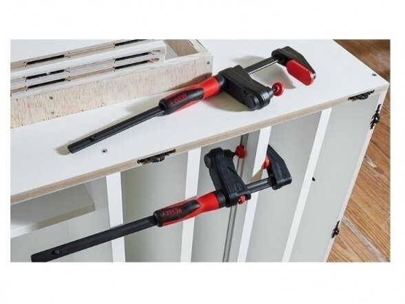 Bessey GearKlamp GK60 spaustuvas su reduktoriumi, maks. spaudimo ilgis 600 mm 5 Bessey GearKlamp GK60 spaustuvas su reduktoriumi, maks. spaudimo ilgis 600 mm 5