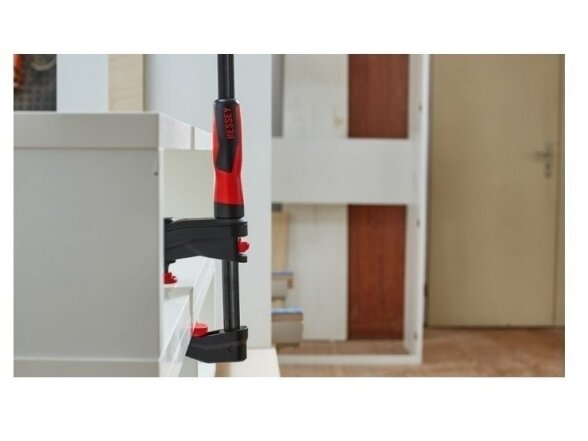 Bessey GearKlamp GK60 spaustuvas su reduktoriumi, maks. spaudimo ilgis 600 mm 8 Bessey GearKlamp GK60 spaustuvas su reduktoriumi, maks. spaudimo ilgis 600 mm 8
