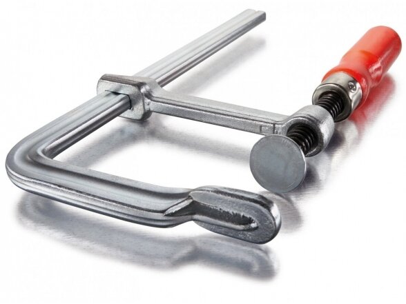 Зажим Bessey ClassiX GS12 из цельного металлического профиля с деревянной ручкой, макс. длина зажима 120 мм 1 Зажим Bessey ClassiX GS12 из цельного металлического профиля с деревянной ручкой, макс. длина зажима 120 мм 1