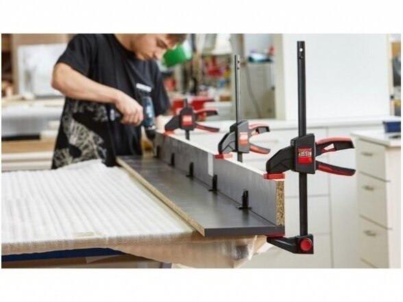 Bessey clamp EZXL30-9 for one-handed operation, max. clamping length 300 mm, throat depth 90 mm 3 Bessey clamp EZXL30-9 for one-handed operation, max. clamping length 300 mm, throat depth 90 mm 3