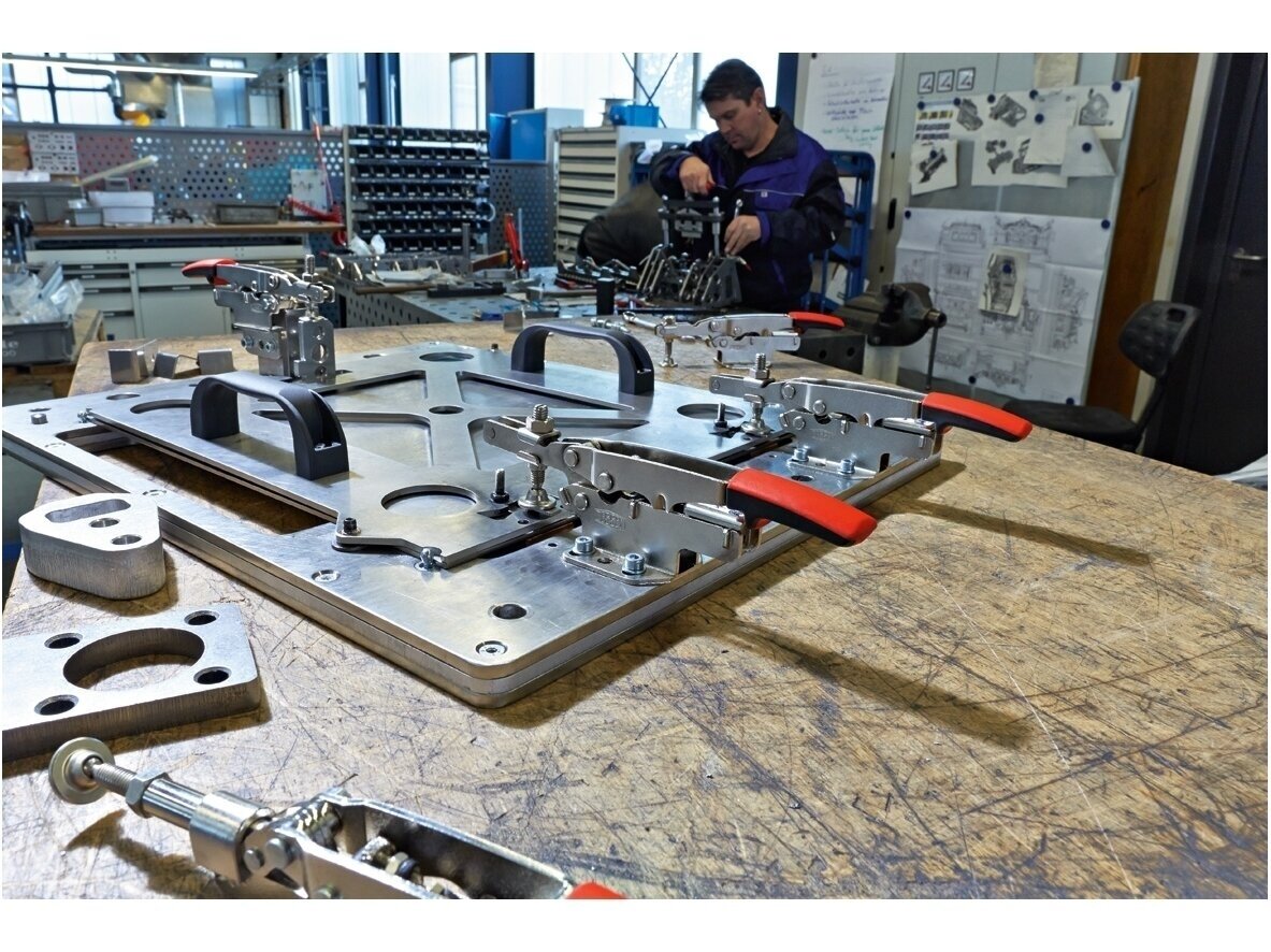 Horizontalus svirtinis fiksatorius su horizontaliu pagrindu Bessey STC-HH70 1 Horizontalus svirtinis fiksatorius su horizontaliu pagrindu Bessey STC-HH70 1