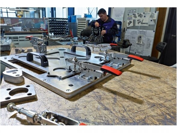 Horizontalus svirtinis fiksatorius su horizontaliu pagrindu Bessey STC-HH50 1 Horizontalus svirtinis fiksatorius su horizontaliu pagrindu Bessey STC-HH50 1