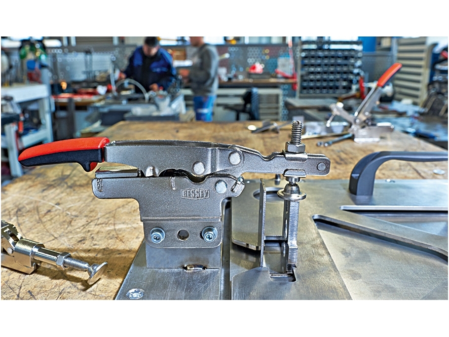 Горизонтальный зажим с вертикальным основанием Bessey STC-HV 3
