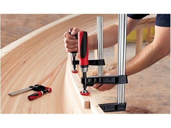 Ketaus spaustuvas Bessey TG30S10-2K su plastikine rankena, maks. spaudimo ilgis 300 mm, žiočių gylis 100 mm 4 Ketaus spaustuvas Bessey TG30S10-2K su plastikine rankena, maks. spaudimo ilgis 300 mm, žiočių gylis 100 mm 4