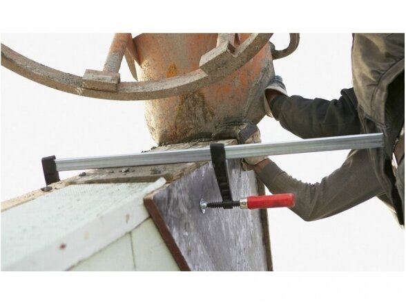 Bessey Cast Iron Clamp TGK100 with Wooden Handle, Max Clamping Length 1000 mm 2 Bessey Cast Iron Clamp TGK100 with Wooden Handle, Max Clamping Length 1000 mm 2