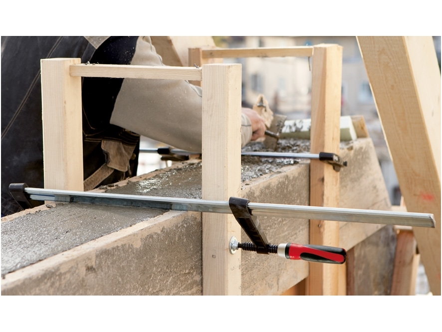 Струбцина Bessey TGK40-2K из чугуна с пластиковой ручкой, макс. длина зажима 400 мм 2 Струбцина Bessey TGK40-2K из чугуна с пластиковой ручкой, макс. длина зажима 400 мм 2