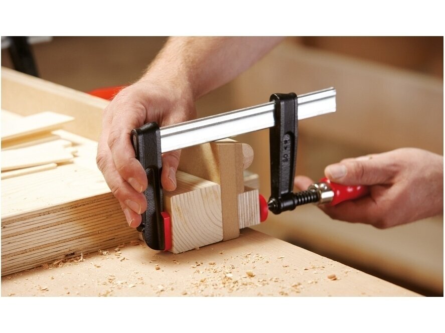 Чугунный струбцина Bessey TPN15B5BE с деревянной ручкой, макс. длина сжатия 150 мм, глубина горла 50 мм 3