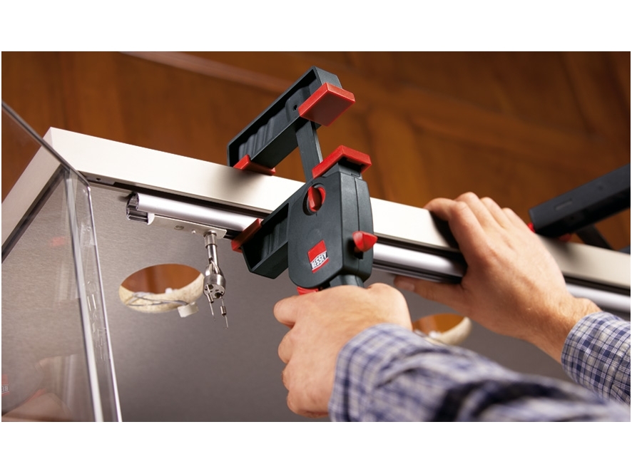 Струбцина Bessey DuoKlamp DUO16-8 для работы одной рукой, длина зажима 160 мм 8 Струбцина Bessey DuoKlamp DUO16-8 для работы одной рукой, длина зажима 160 мм 8