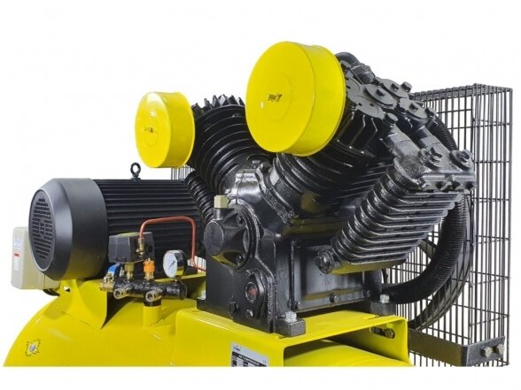 Strom oro kompresorius su diržine pavara 350L, 4 cilindrai, 7.5kW, 380V, 12.5bar 1